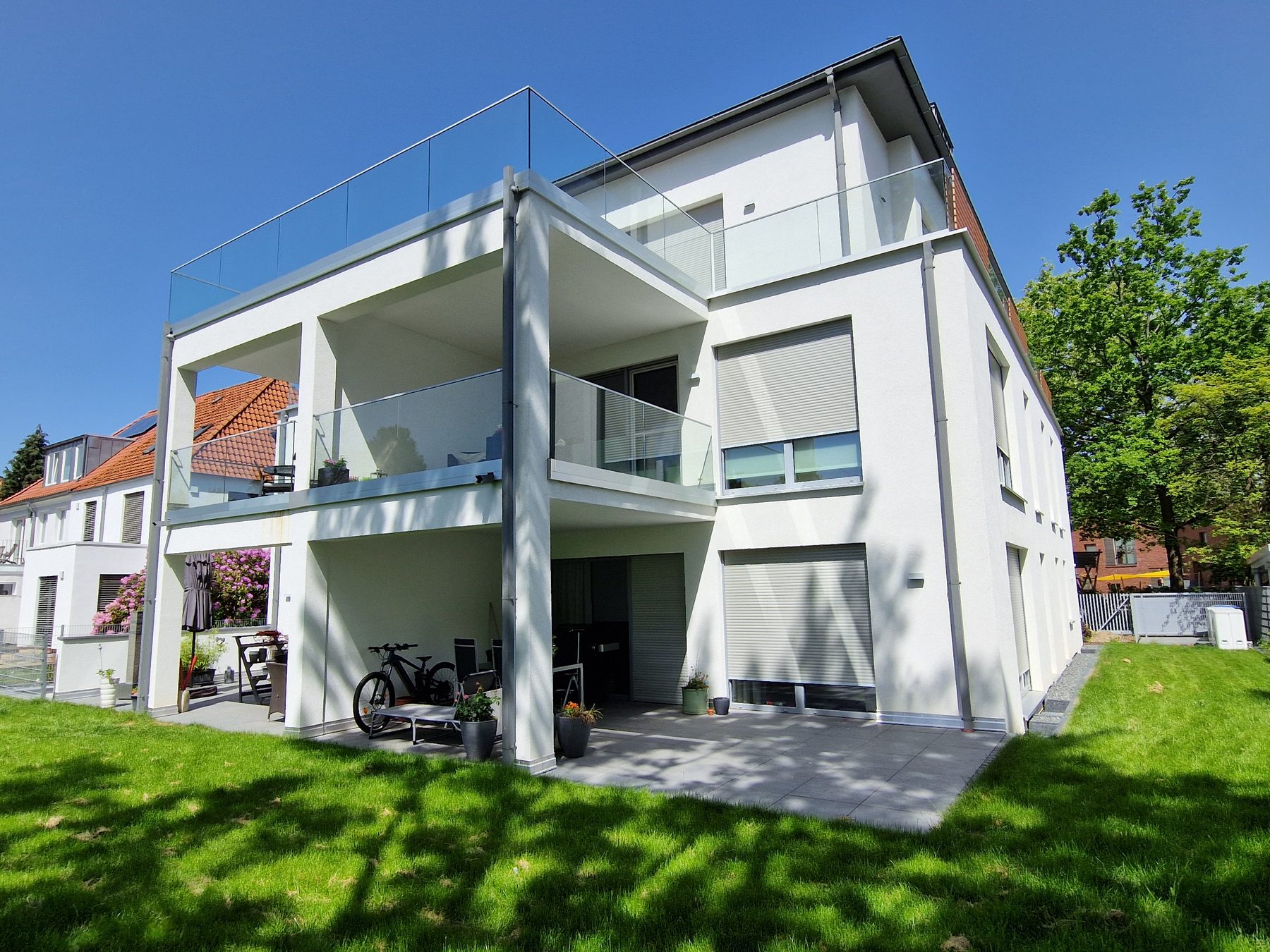 Gebäudeecke zur Gartenseite